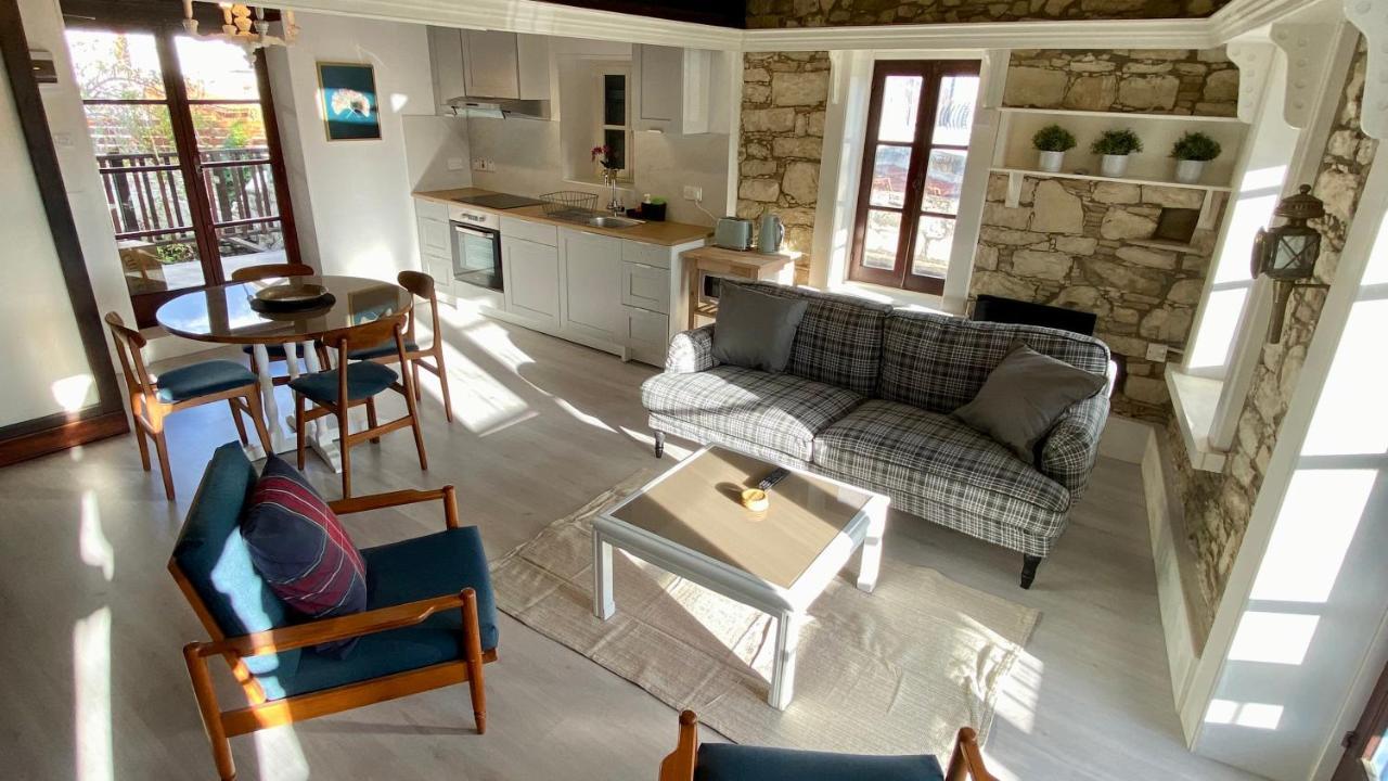 Leonys House By Trulycyprus Villa Dhoros Eksteriør bilde