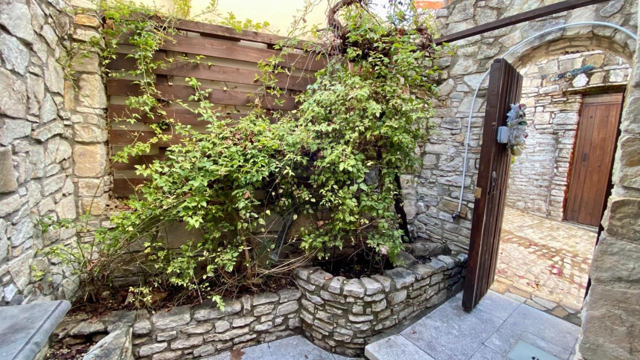 Leonys House By Trulycyprus Villa Dhoros Eksteriør bilde